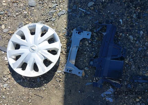 2013 Nissan Versa 1.6 S из США, поврежденный, VIN 3N1CN7AP6DL843411